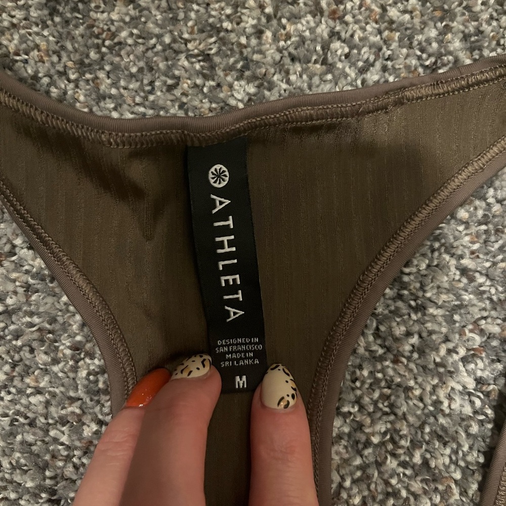 Athleta tank top size medium